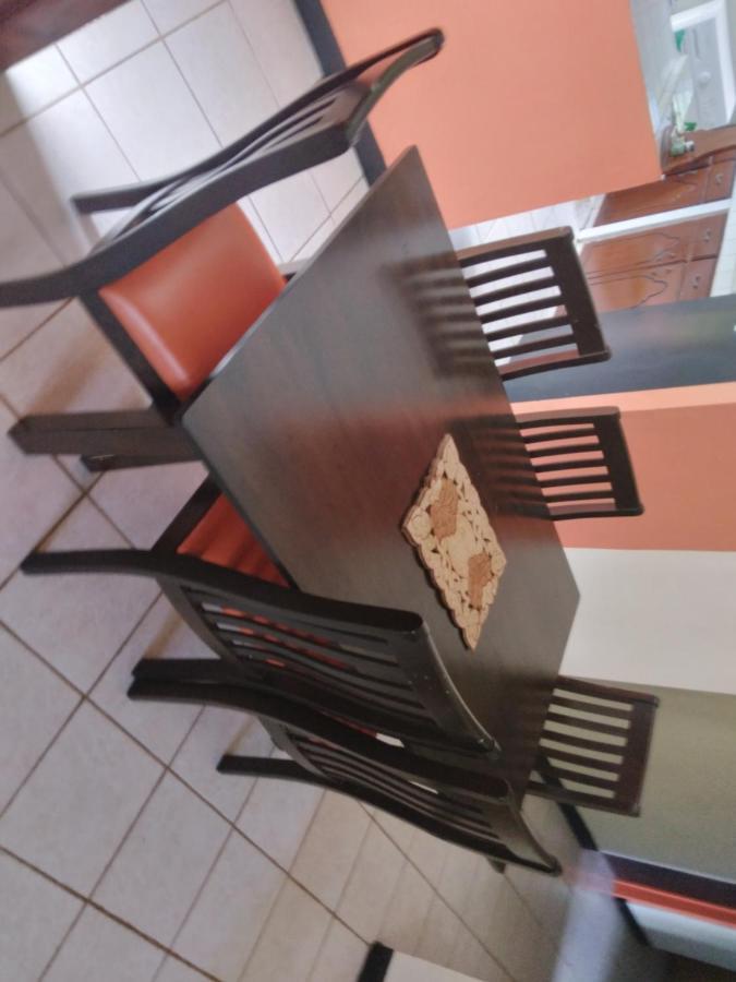 Danglez Bed & Breakfast Bataka Esterno foto