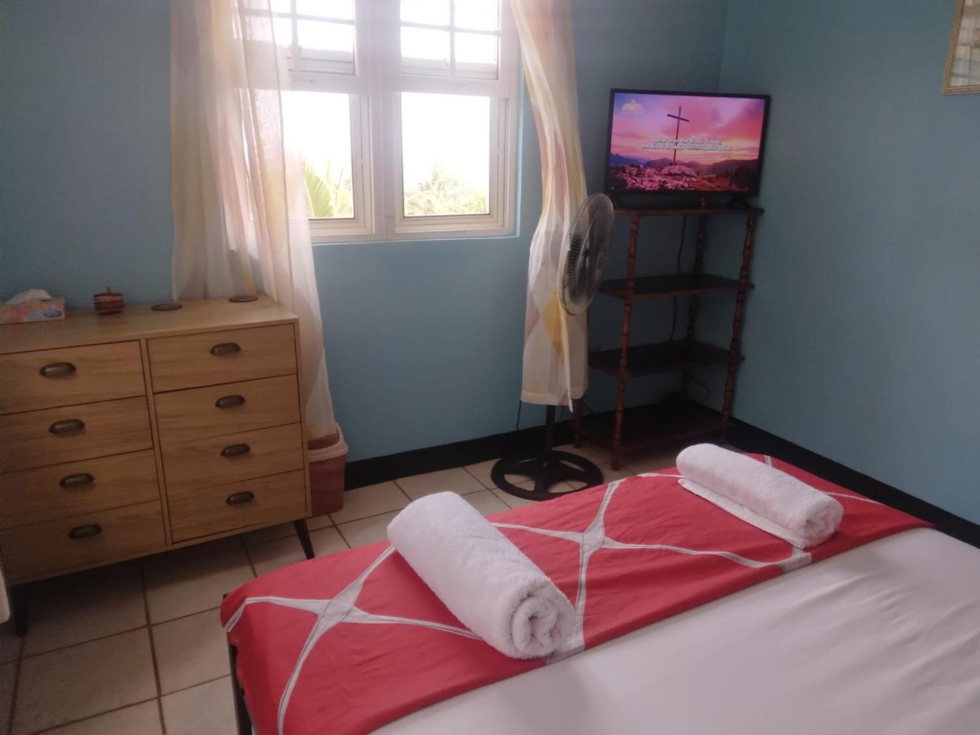 Danglez Bed & Breakfast Bataka Esterno foto